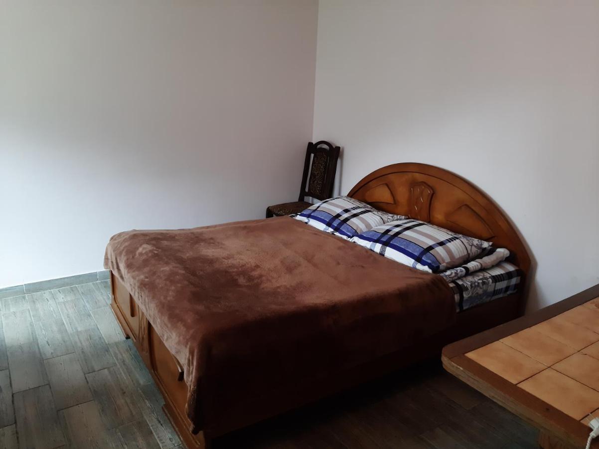 Guesthouse Andro Burduli Казбеги Екстериор снимка